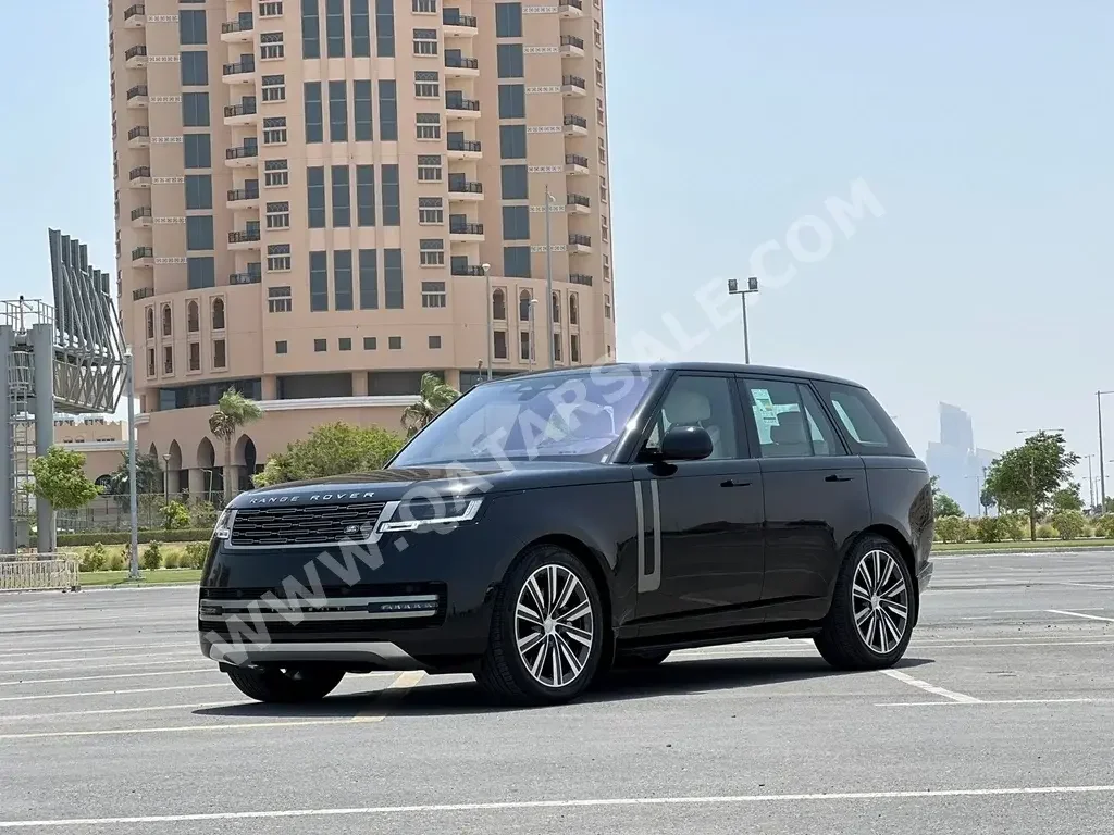Land Rover  Range Rover Vouge  SUV 4x4  Black  2022