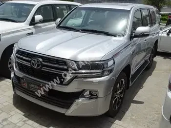 Toyota  Land Cruiser  GXR- Grand Touring  2021  Automatic  0 Km  8 Cylinder  Four Wheel Drive (4WD)  SUV  Silver  With Warranty