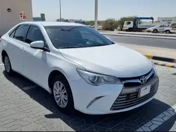 Toyota  Camry  GL  2017  Automatic  220,000 Km  4 Cylinder  Front Wheel Drive (FWD)  Sedan  White