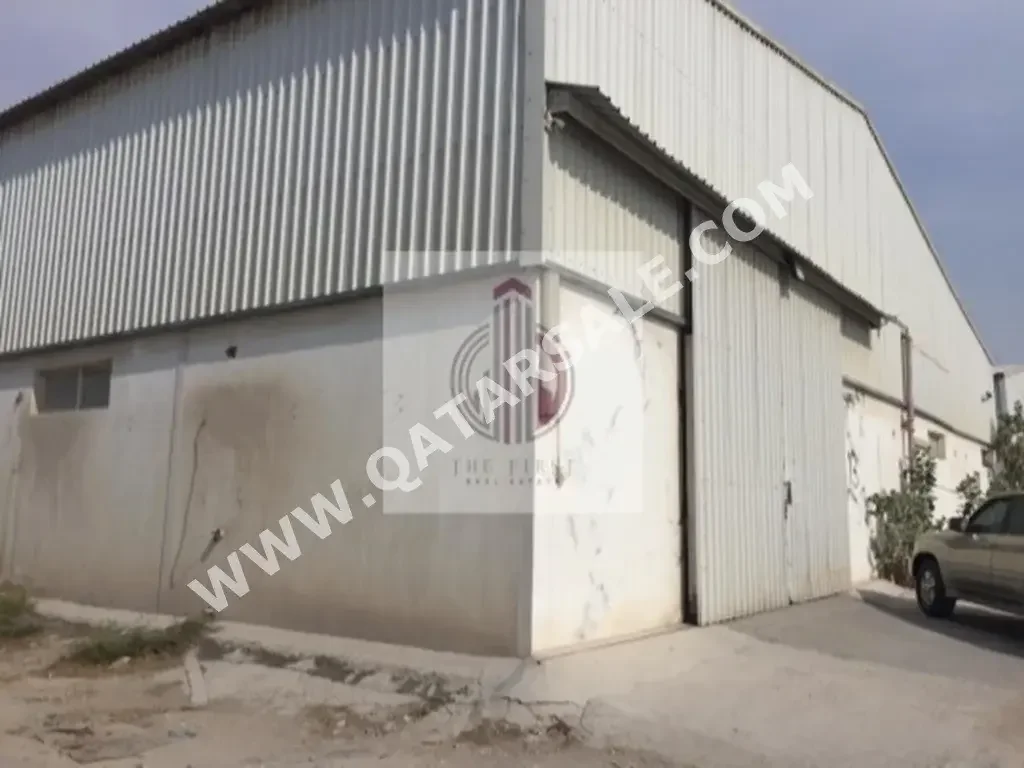 Farms & Resorts - Al Rayyan  - Industrial Area  -Area Size: 2000 Square Meter