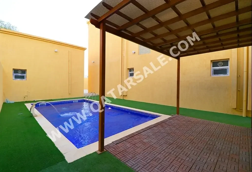 Family Residential  - Semi Furnished  - Al Rayyan  - 11 Bedrooms