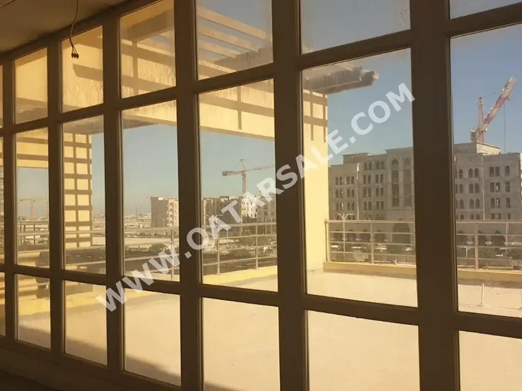 مباني ,ابراج ومجمعات - تجارية  - الدوحة  - لوسيل