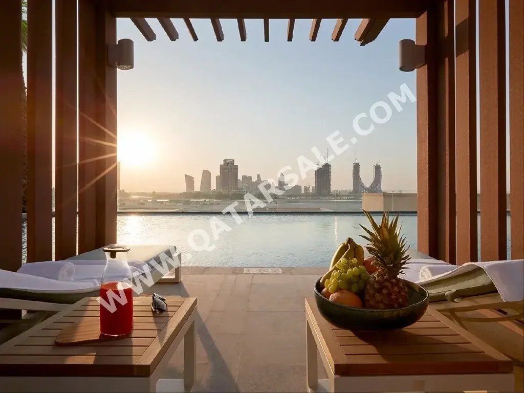 3 غرف نوم  شقة  للايجار  في الدوحة -  اللؤلؤة  مفروشة بالكامل