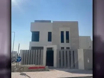 Family Residential  - Not Furnished  - Doha  - Nuaija  - 7 Bedrooms