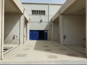 Warehouses & Stores - Doha  - Industrial Area  -Area Size: 3550 Square Meter