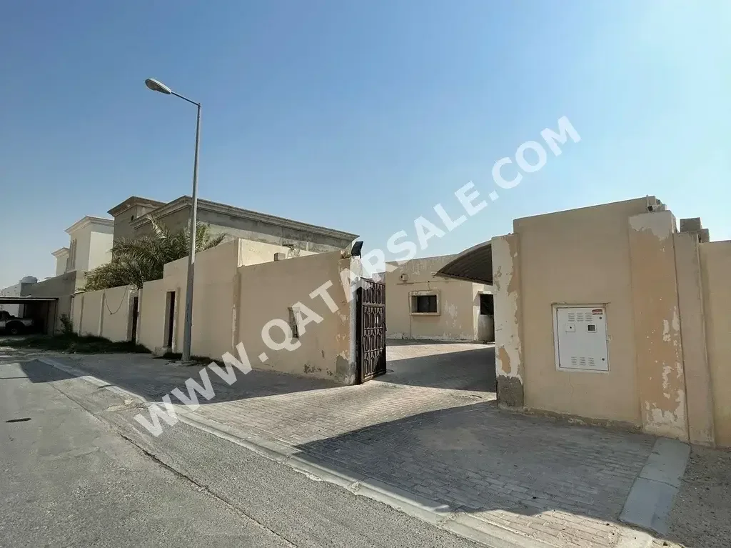 Family Residential  - Fully Furnished  - Al Rayyan  - Al Shahaniyah  - 5 Bedrooms
