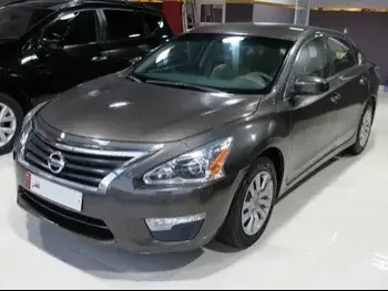 Nissan  Altima  2.5 S  2016  Automatic  159,000 Km  4 Cylinder  Classic  Gray