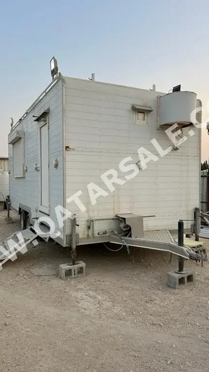 Caravan - 2016  - White  -Made in Qatar  - 0 Km