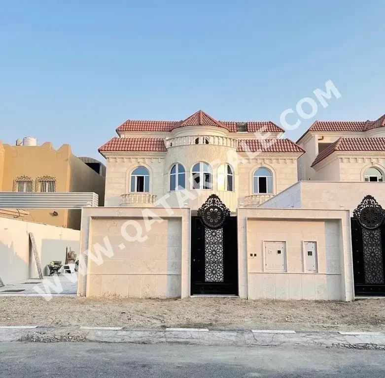 Family Residential  - Not Furnished  - Al Daayen  - Al Khisah  - 10 Bedrooms