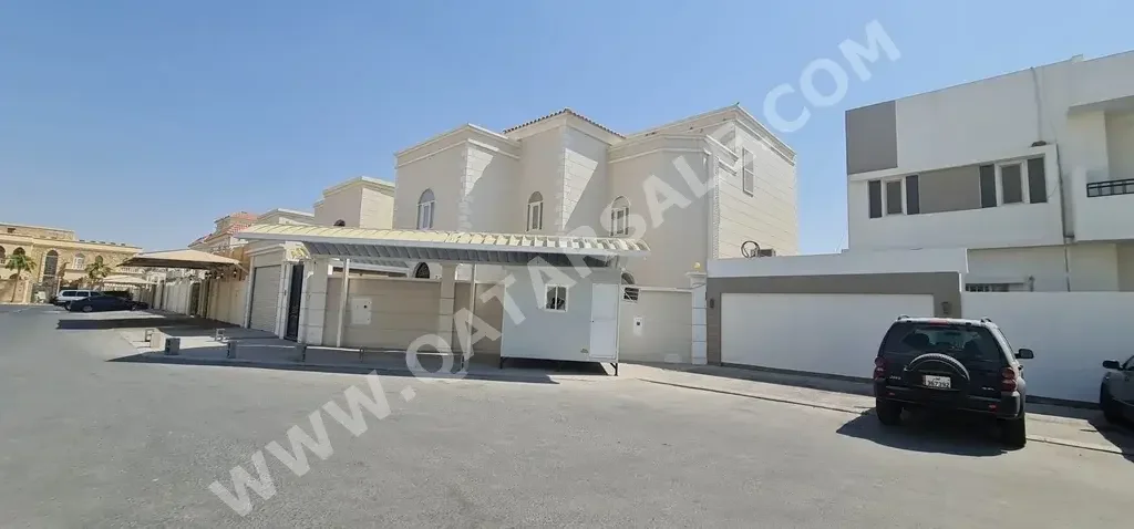 Family Residential  - Semi Furnished  - Al Rayyan  - Ain Khaled  - 7 Bedrooms