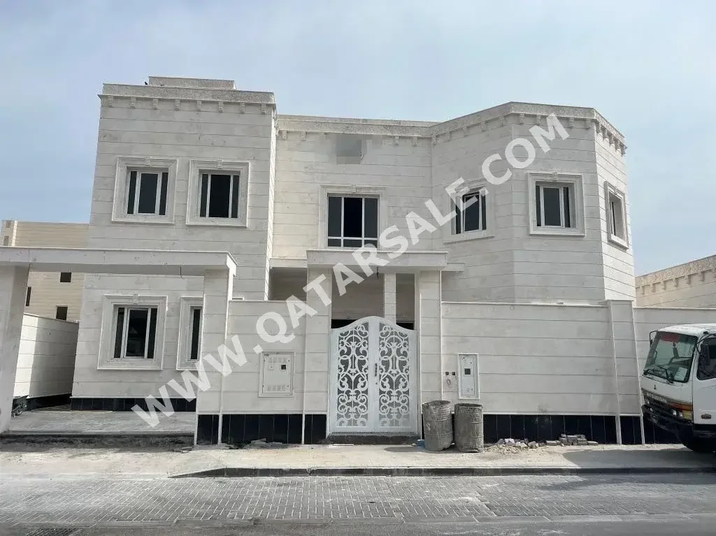 Labour Camp Family Residential  - Not Furnished  - Doha  - Al Sadd  - 8 Bedrooms