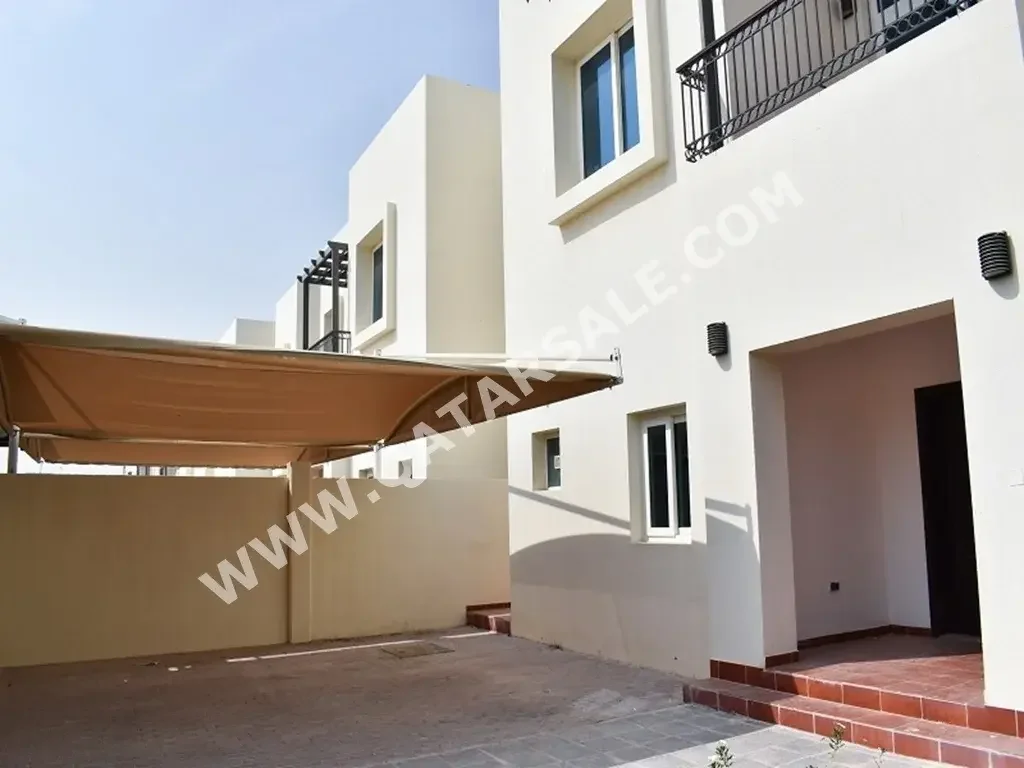 Family Residential  - Semi Furnished  - Al Rayyan  - Ain Khaled  - 4 Bedrooms