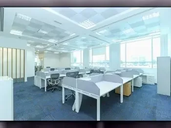 مكاتب تجارية - نصف مفروشة  - الدوحة  - فريج بن درهم