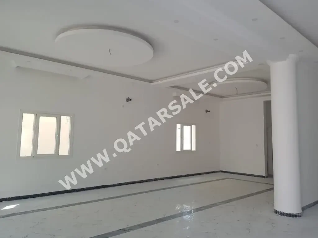 Labour Camp Family Residential  - Not Furnished  - Doha  - Al Sadd  - 6 Bedrooms