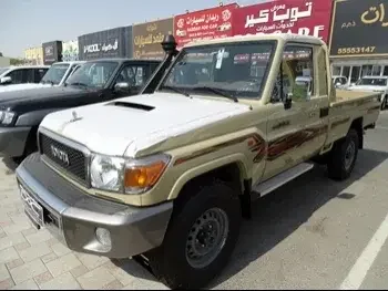 Toyota  Land Cruiser  LX  2022  Manual  0 Km  8 Cylinder  Four Wheel Drive (4WD)  Pick Up  Beige  With Warranty