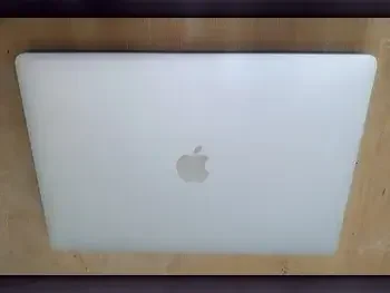 Laptops Apple  - MacBook Pro 16 Inch  - Grey  - MacOS  - Intel  - Core i7  -Memory (Ram): 32 GB