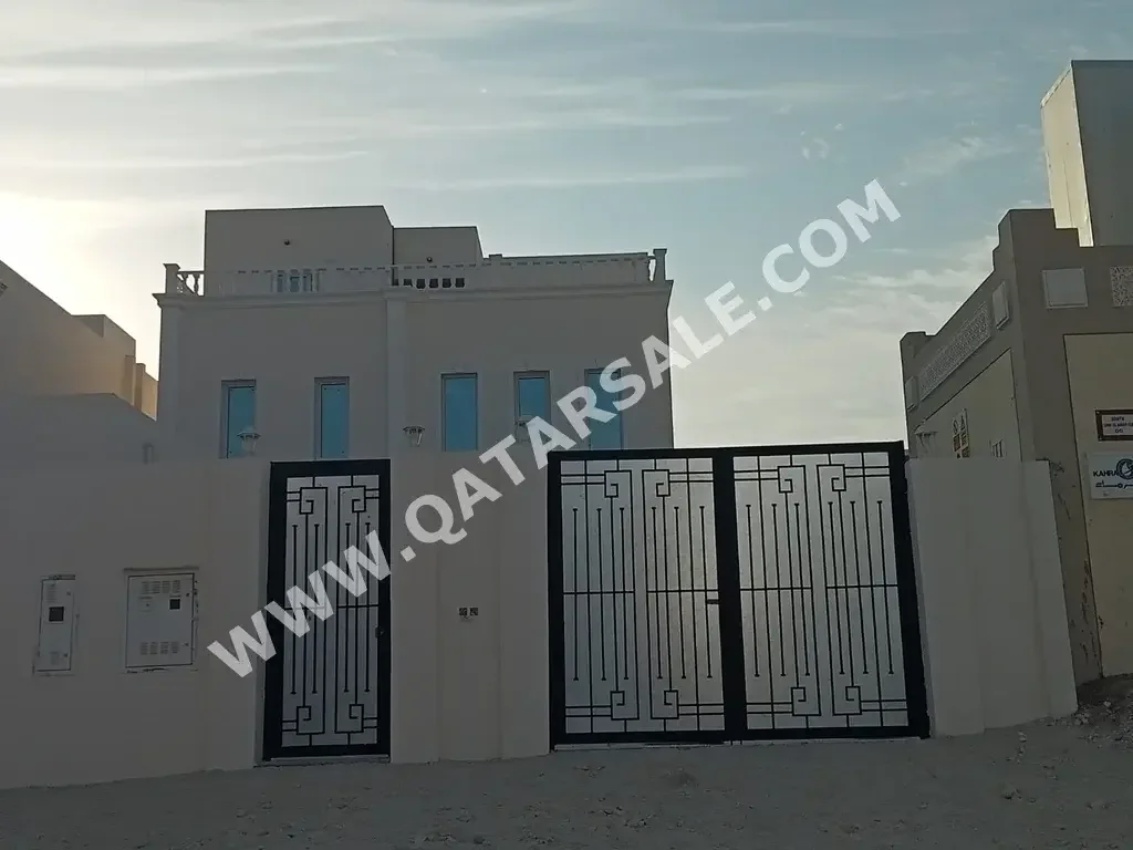 Family Residential  - Not Furnished  - Umm Salal  - Umm Al Amad  - 9 Bedrooms