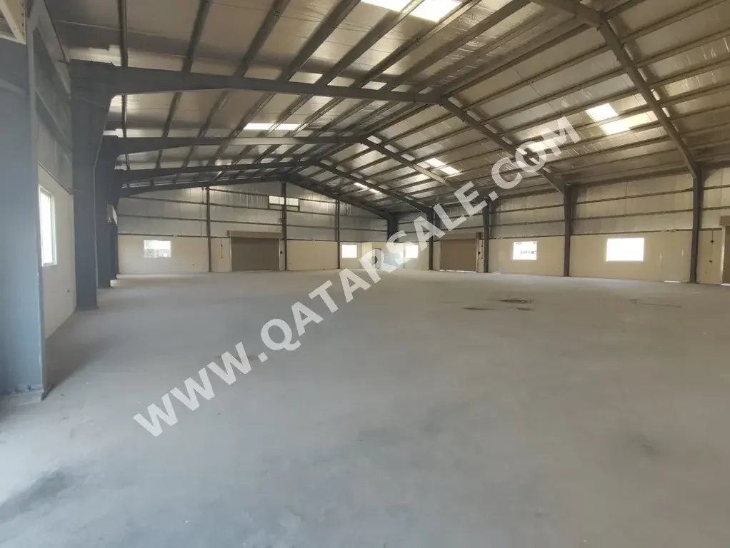 Warehouses & Stores - Al Wakrah  - Barkit Al Awamer  -Area Size: 1212 Square Meter