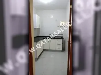 2 غرف نوم  شقة  للايجار  في الدوحة  غير مفروشة