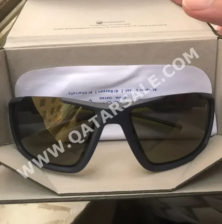 Sunglasses  Black  USA  Warranty  for Unisex