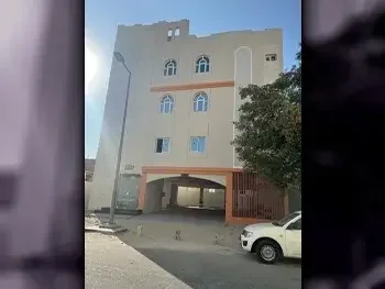 مباني ,ابراج ومجمعات - سكن عائلي  - الدوحة  للبيع