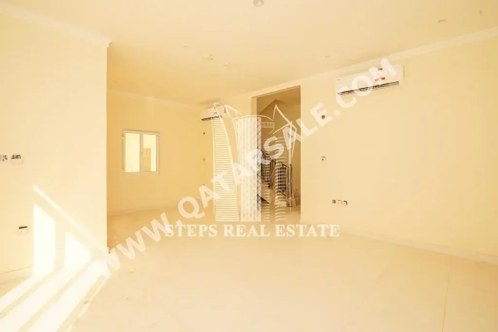 Buildings, Towers & Compounds - Family Residential  - Umm Salal  - Umm Salal Ali  For Rent