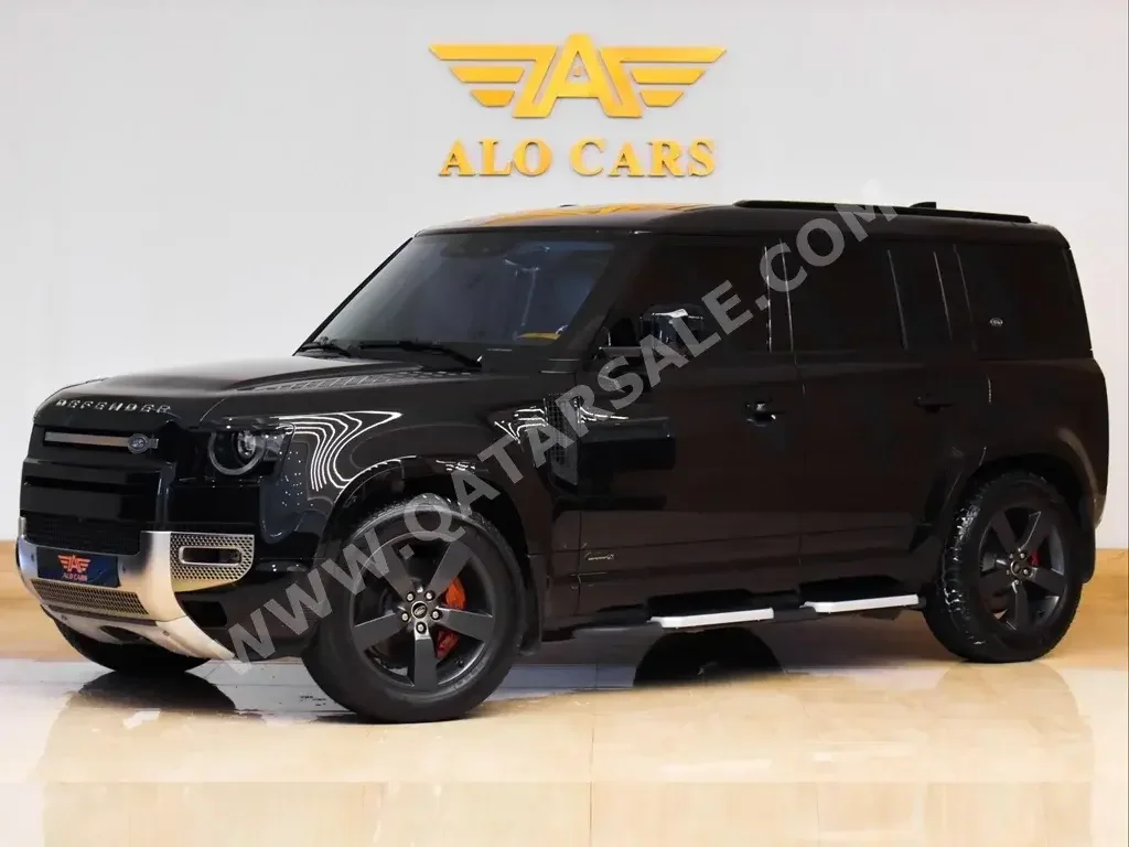 Land Rover  Defender  110 X  2022  Automatic  45,000 Km  6 Cylinder  Four Wheel Drive (4WD)  SUV  Black  With Warranty
