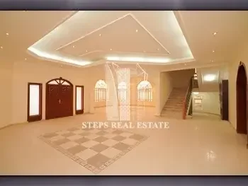 Family Residential  - Not Furnished  - Doha  - Al Dafna  - 7 Bedrooms