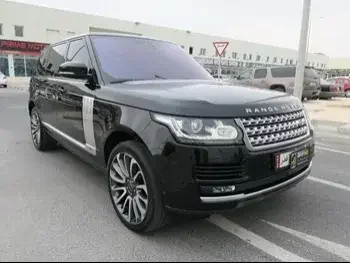 Land Rover  Range Rover  Vogue SE Super charged L  2017  Automatic  108,000 Km  8 Cylinder  Four Wheel Drive (4WD)  SUV  Black  With Warranty