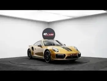 Porsche  911  Turbo  2018  Automatic  2,269 Km  6 Cylinder  Rear Wheel Drive (RWD)  Coupe / Sport  Gold  With Warranty