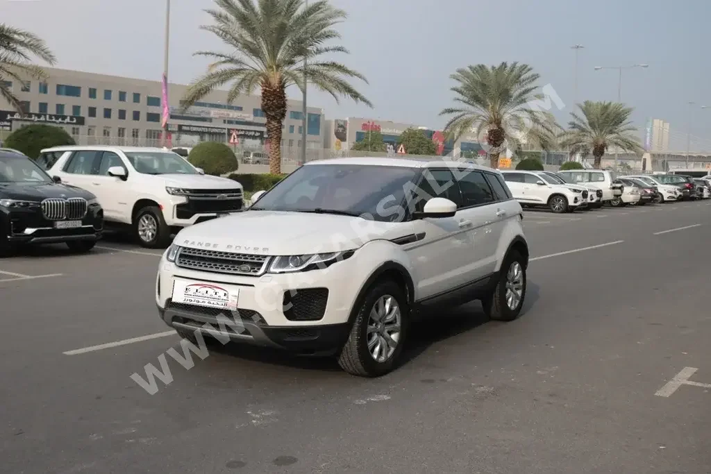 Land Rover  Evoque  2018  Automatic  46,900 Km  4 Cylinder  Four Wheel Drive (4WD)  SUV  White  With Warranty