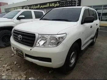Toyota  Land Cruiser  G  2011  Automatic  270,000 Km  6 Cylinder  Four Wheel Drive (4WD)  SUV  White  With Warranty