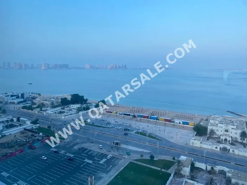 1 Bedrooms  Hotel apart  For Rent  in Doha -  West Bay  Fully Furnished