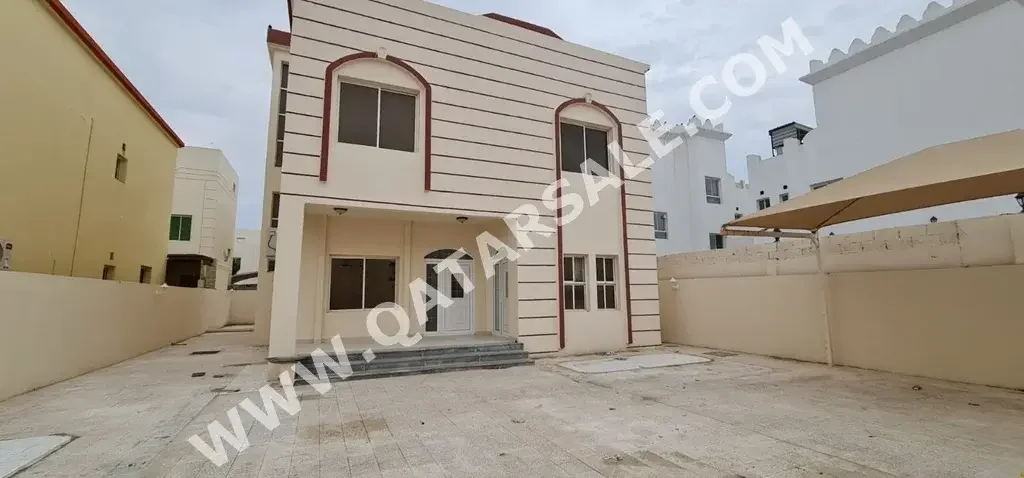 Family Residential  - Not Furnished  - Al Daayen  - Al Sakhama  - 7 Bedrooms