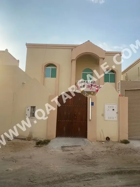 Labour Camp Family Residential  - Fully Furnished  - Doha  - Al Sadd  - 6 Bedrooms