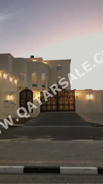Family Residential  - Semi Furnished  - Al Rayyan  - Al Themaid  - 7 Bedrooms