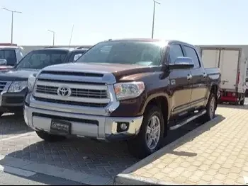 Toyota  Tundra  2015  Automatic  168,000 Km  8 Cylinder  Four Wheel Drive (4WD)  Pick Up  Brown  With Warranty