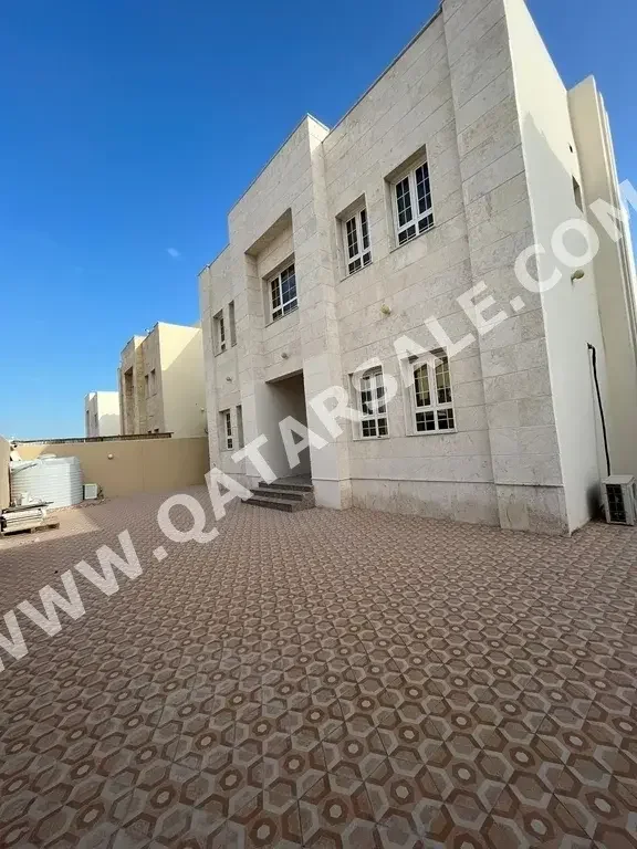 Family Residential  - Fully Furnished  - Al Khor  - Al Khor  - 6 Bedrooms