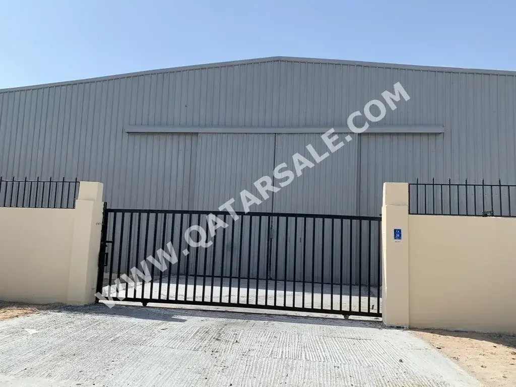 Warehouses & Stores - Doha  -Area Size: 2000 Square Meter