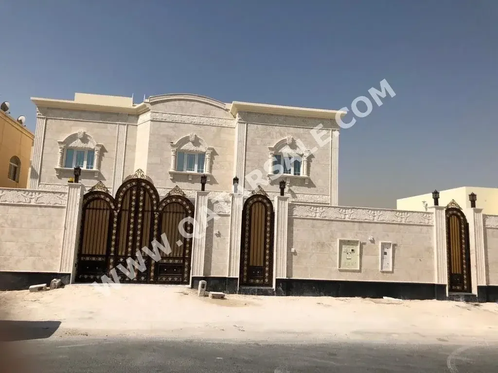 Family Residential  - Not Furnished  - Doha  - 7 Bedrooms